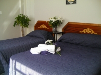 Mommy's Guest House - Bedroom
